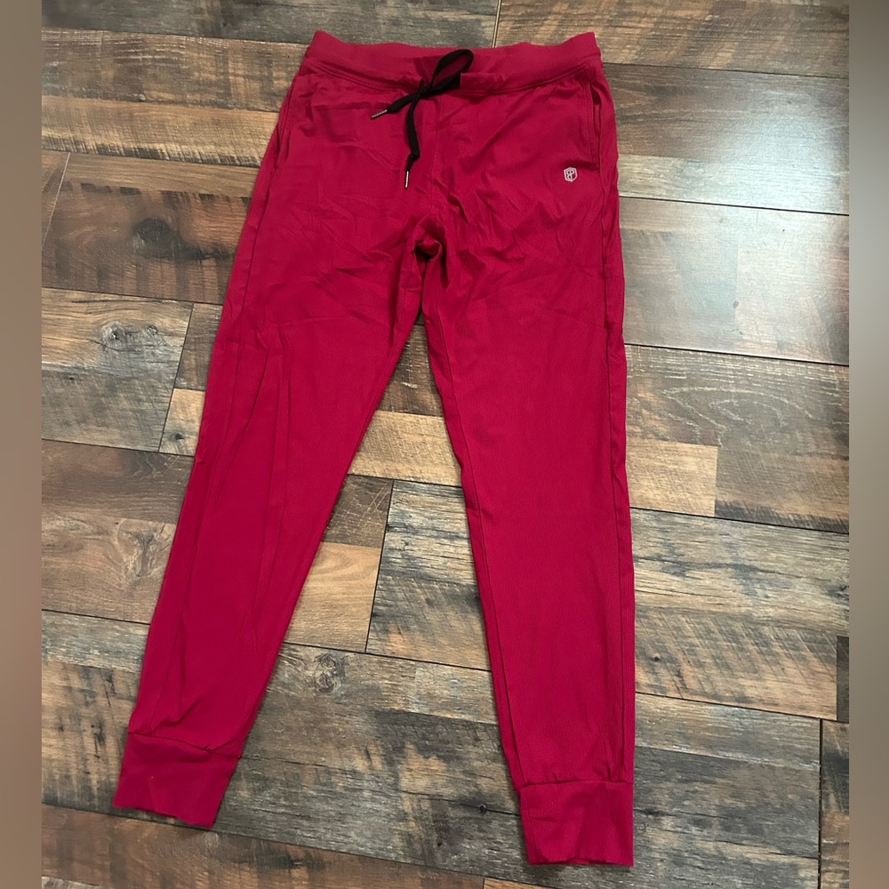Born primitive joggers
